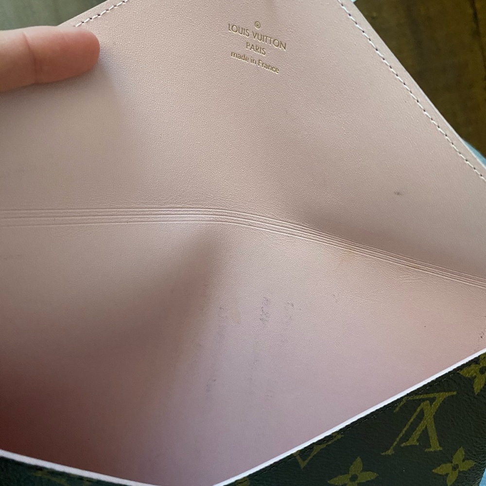 Louis Vuitton Kirigami Pochette - Picture 8 of 10